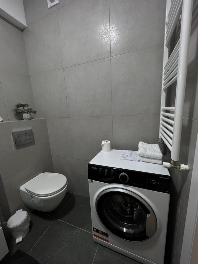 Hi-tech Aparts Apartament *